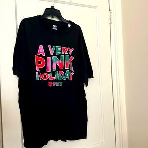 NWT pink victorias secret a very pink holiday tee shirt one size